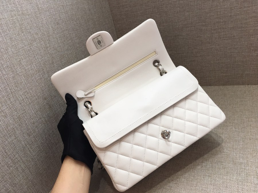 Medium Classic Flap Lambskin Bag AO1112 White/Silver